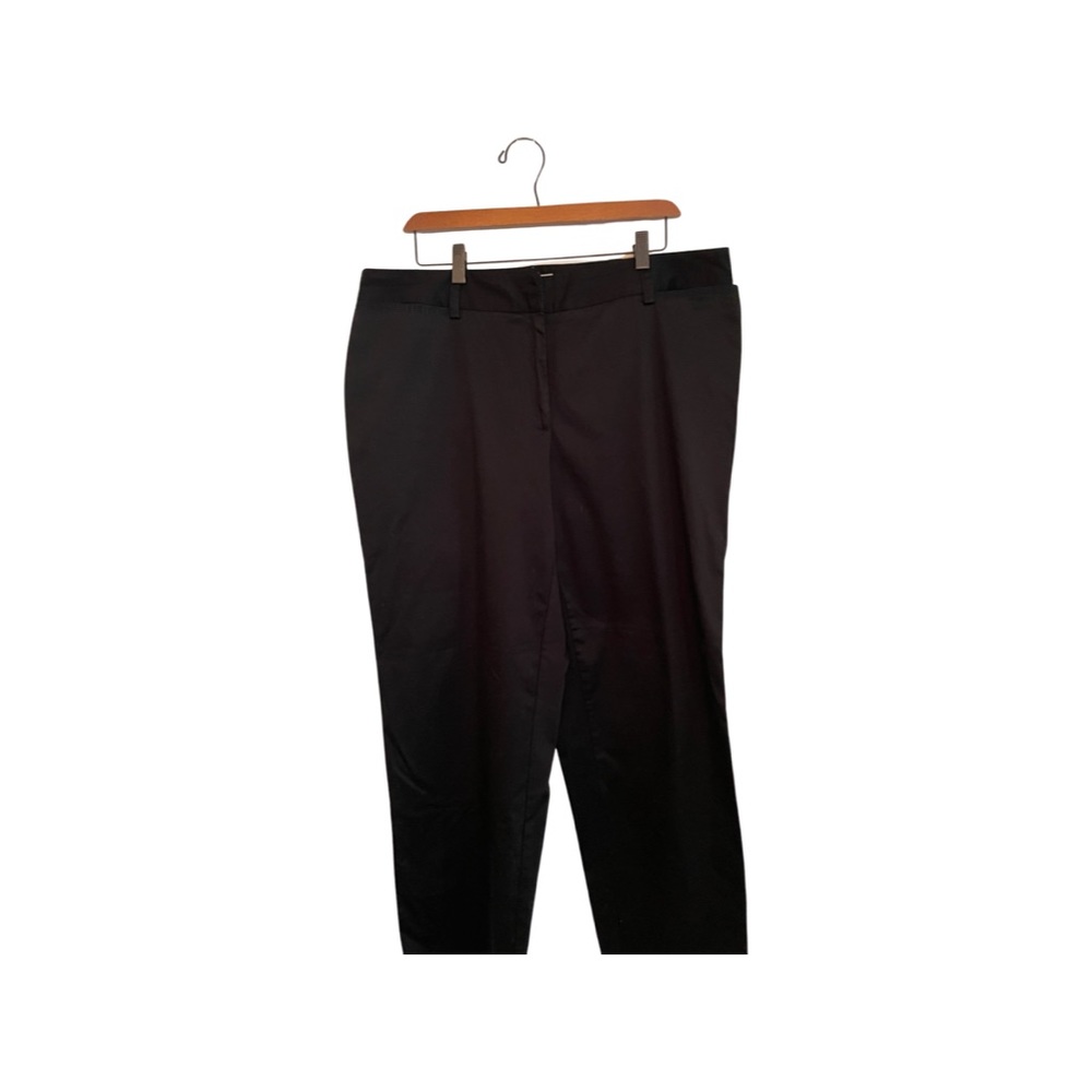 Super nice dress pants great for dressing up or down size 16w